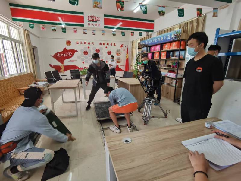 追星女孩心理学分析报告：天镇县广告片拍摄公司揭秘饭圈应援式传播逻辑